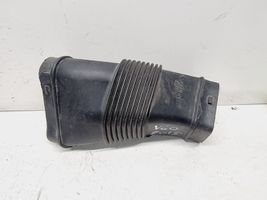 Volvo V60 Engine coolant pipe/hose 30671772