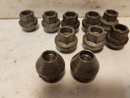 Volvo V40 Cache écrou, boulon de roue 31329645