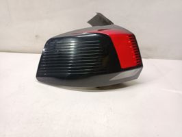 Peugeot 5008 II Lampa tylna 9811028080