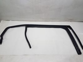 Citroen C5 Aircross Guarnizione in gomma finestrino/vetro portiera posteriore 9811246780