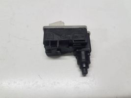 Peugeot 3008 II Verrouillage du bouchon du réservoir de carburant 9810871780