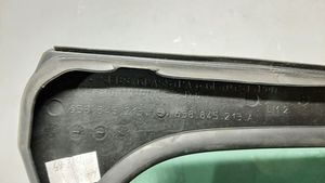 Skoda Kamiq Szyba karoseryjna drzwi tylnych 658845213A