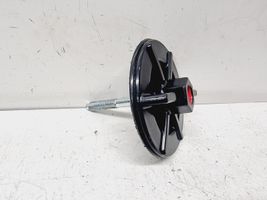 Hyundai Tucson TL Spare wheel bolt 628502E010