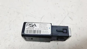 Opel Mokka B USB-pistokeliitin 98217039DX