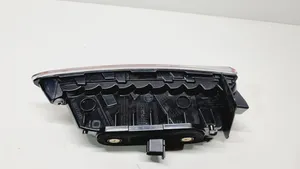 Skoda Karoq Luci posteriori del portellone del bagagliaio 57A945308C