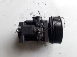Mazda 626 Ilmastointilaitteen kompressorin pumppu (A/C) J1002343