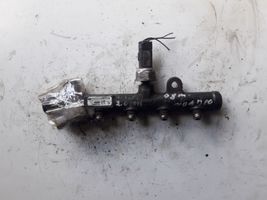 Ford Mondeo MK IV Kraftstoffverteiler Einspritzleiste 9681649580