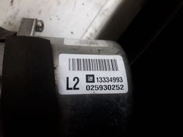 Opel Corsa D Pompa wspomagania układu kierowniczego 13334993