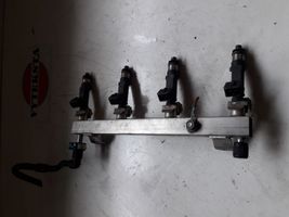 Opel Astra J Fuel injector 