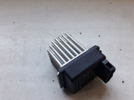Audi A6 S6 C5 4B Heater blower fan relay 