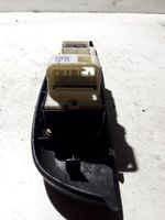 Toyota Yaris Verso Przyciski szyb 8482052170