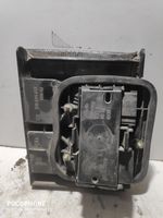 Volkswagen PASSAT B3 Lampy tylnej klapy bagażnika 357945108