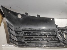 Volkswagen PASSAT B7 Grille calandre supérieure de pare-chocs avant 3AD853653