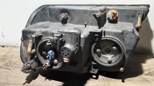 Jeep Grand Cherokee (WK) Lampa przednia 