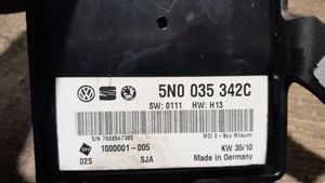 Volkswagen Polo V 6R Pääyksikkö multimedian ohjaus 5N0035342C