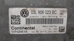 Volkswagen Polo V 6R Unidad de control/módulo del motor 03L906023BC