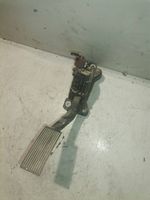 Nissan Navara D40 Pedal del acelerador 18002EB400