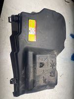 Peugeot 307 Coperchio/tappo della scatola vassoio della batteria 9687925880