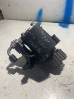 Volkswagen Jetta VI Fuel injection high pressure pump 