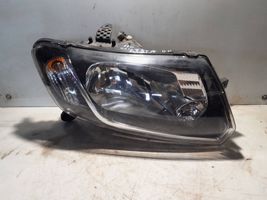 Dacia Sandero Lampa przednia 260102523R