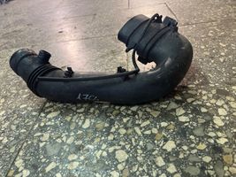 BMW 5 E39 Tubo di aspirazione dell’aria turbo 13712248154