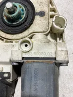 Skoda Octavia Mk2 (1Z) Priekinis varikliukas langų pakėlėjo 0536006002