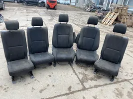 Toyota Corolla Verso AR10 Set sedili 