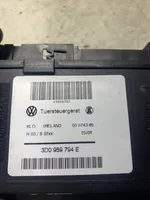 Volkswagen Touareg I Galinis varikliukas langų pakėlėjo 05074386
