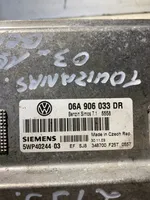 Volkswagen Touran I Engine control unit/module 06A906033DR