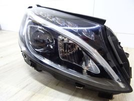 Mercedes-Benz C AMG W205 Lampa przednia MERCEDESCW205LAMPAPRAWAFU