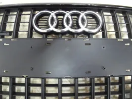 Audi Q7 4L Etupuskurin ylempi jäähdytinsäleikkö 4L0807651J