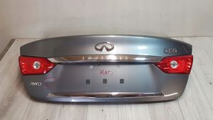 Infiniti Q50 Portellone posteriore furgone 