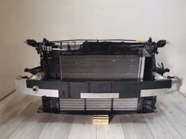 Infiniti Q30 Staffa del pannello di supporto del radiatore 