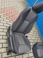 Subaru XV II Fotele / Kanapa / Komplet 