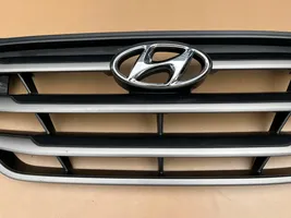 Hyundai Accent Передняя решётка 