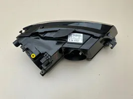 Audi A3 S3 8P Lampa przednia 