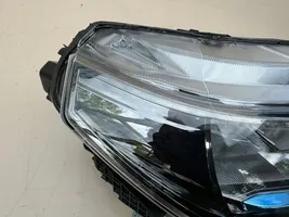 Suzuki Vitara (LY) Lampa przednia 