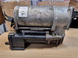 Mercedes-Benz E W213 Ilmajousituksen kompressoripumppu 4430200191