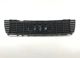 Audi V8 Etusäleikkö 441853655C