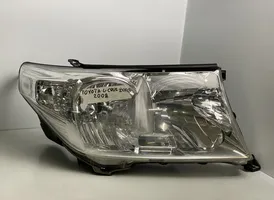 Toyota Land Cruiser (J200) Lampa przednia A045053