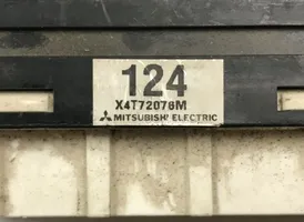 Mitsubishi Pajero Блок управления коробки передач MR580124