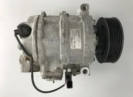 Audi Q7 4L Ilmastointilaitteen kompressorin pumppu (A/C) 7L6820803J