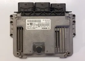 Peugeot 208 Calculateur moteur ECU 0281030545