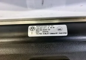 Volkswagen Golf V Plage arrière couvre-bagages 1K9867871A