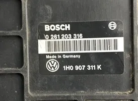 Volkswagen Vento Moottorin ohjainlaite/moduuli 1H0907311K