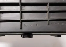 Peugeot 208 Boîtier de filtre à air V758368180