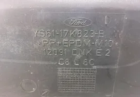 Ford Fiesta Zderzak tylny YS61-17K823-B