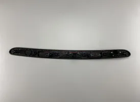 Volvo S60 Takaluukun koristelista 31385459