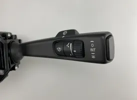 Volvo S60 Interruptor/palanca de limpiador de luz de giro 31343018