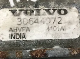 Volvo V40 Démarreur 30644972